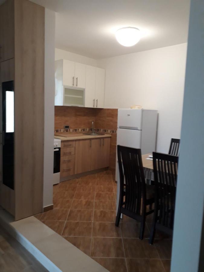 Apartmani Andrea Херцег-Нови Экстерьер фото